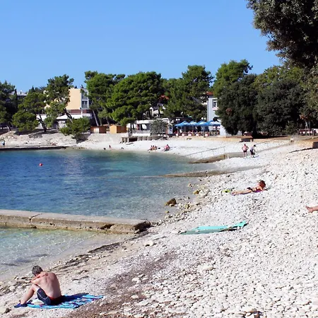 With A Parking Space Banjole, - 7488 Apartament *